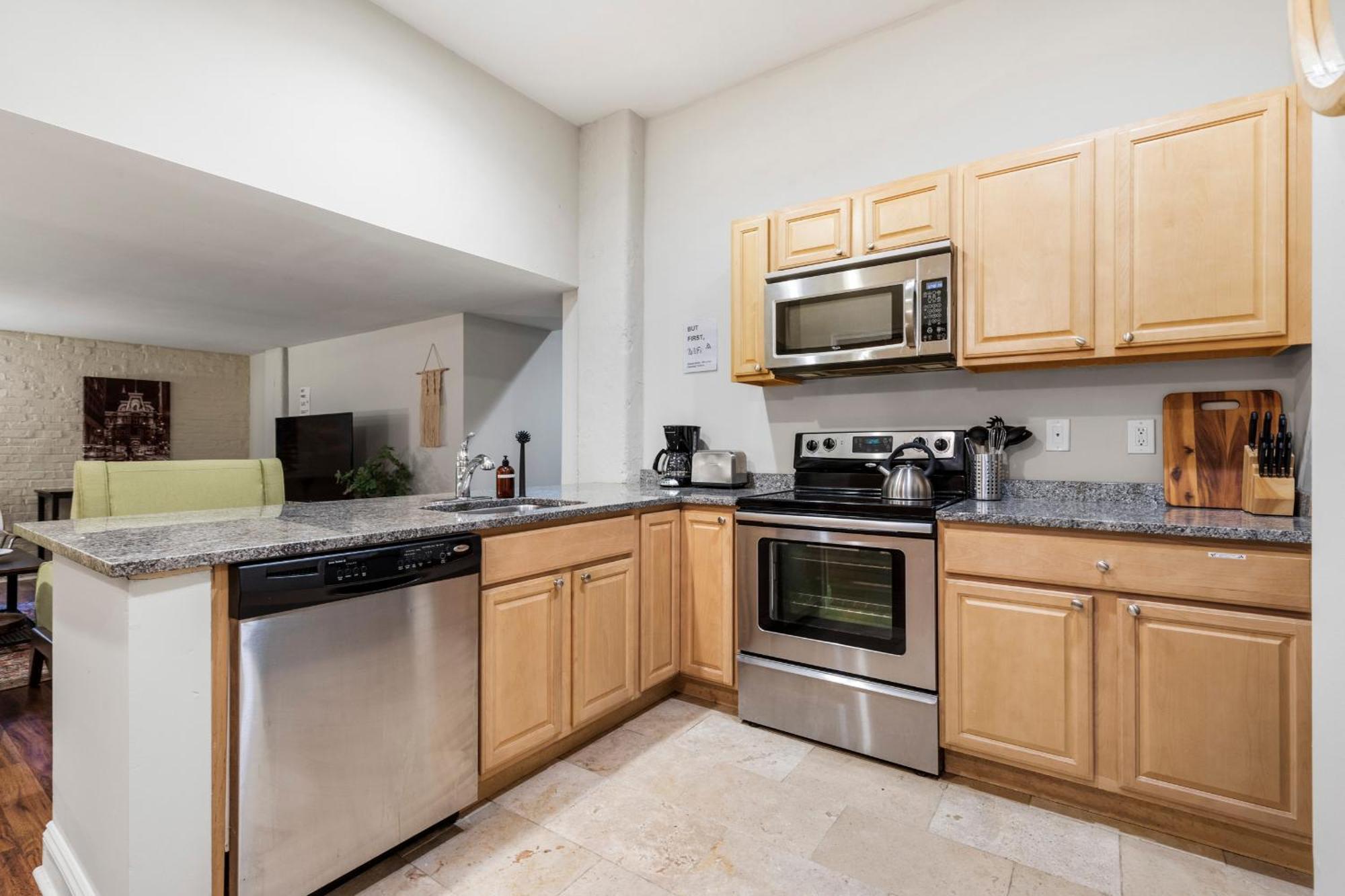 Sleeps 4! 2Br, Gym, Free Parking, Close To Major Attractions Φιλαδέλφεια Εξωτερικό φωτογραφία