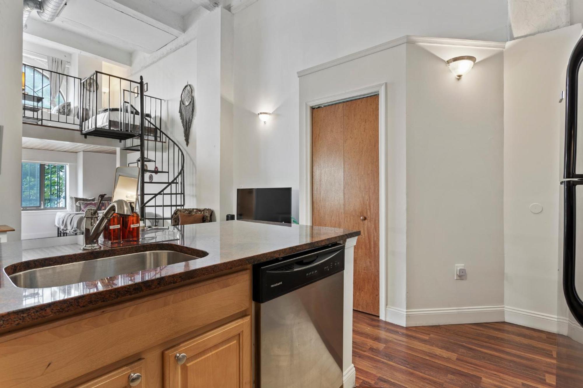 Sleeps 4! 2Br, Gym, Free Parking, Close To Major Attractions Φιλαδέλφεια Εξωτερικό φωτογραφία