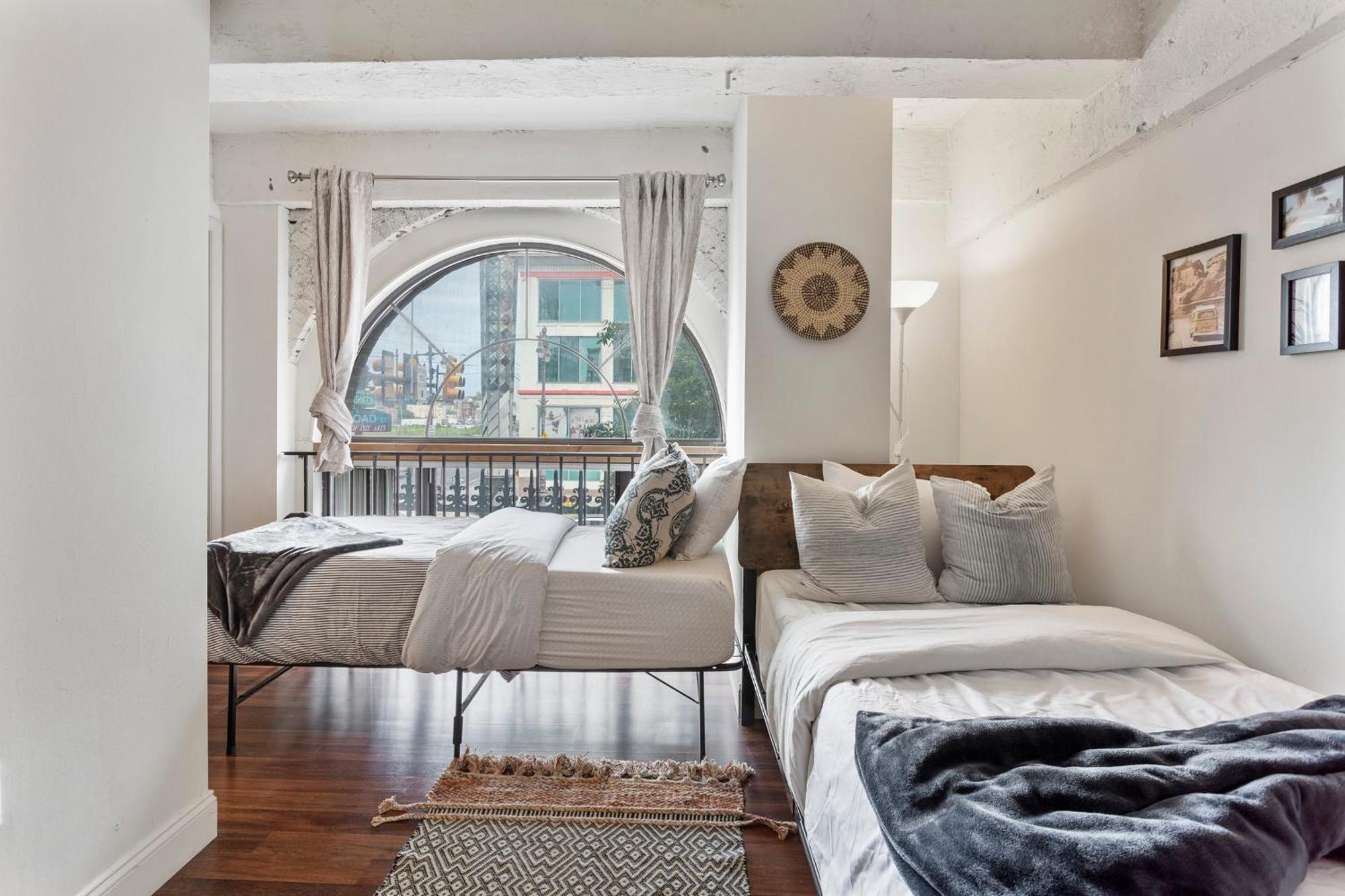 Sleeps 4! 2Br, Gym, Free Parking, Close To Major Attractions Φιλαδέλφεια Εξωτερικό φωτογραφία